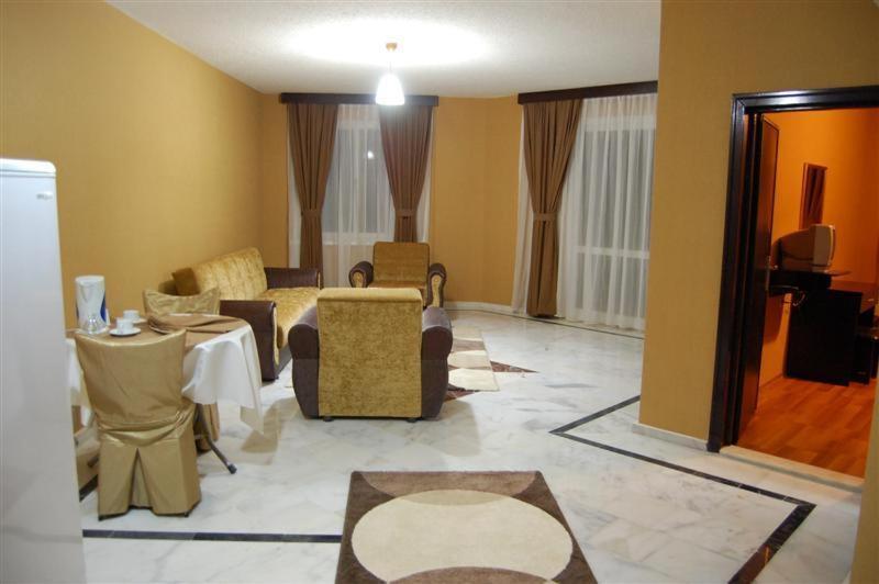 Mersin Green Tower Suites Mezitli Exterior photo