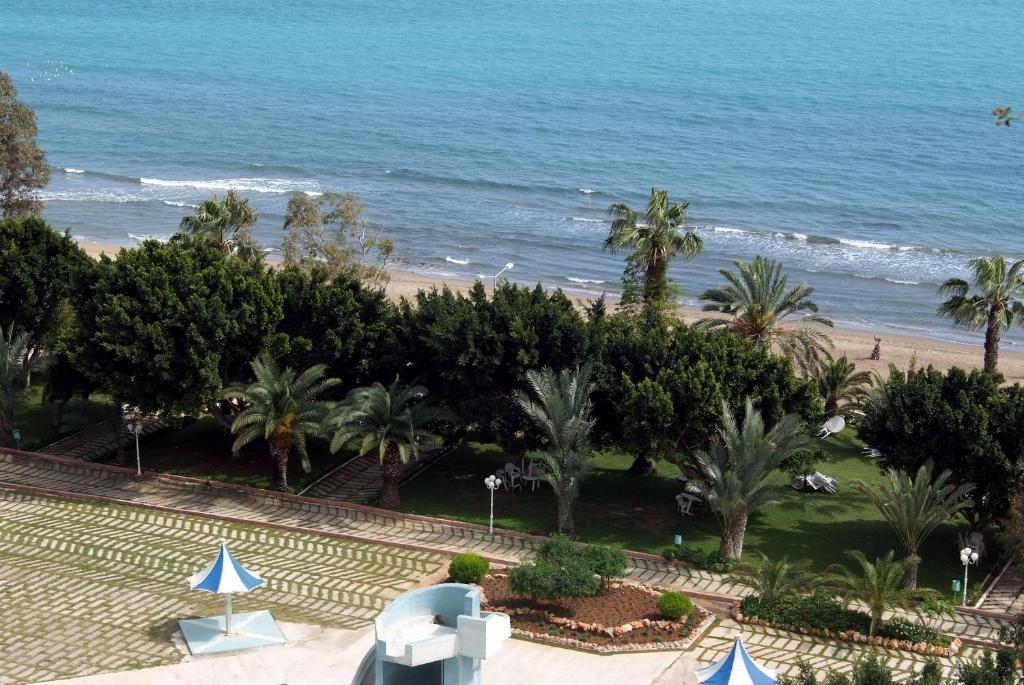 Mersin Green Tower Suites Mezitli Exterior photo